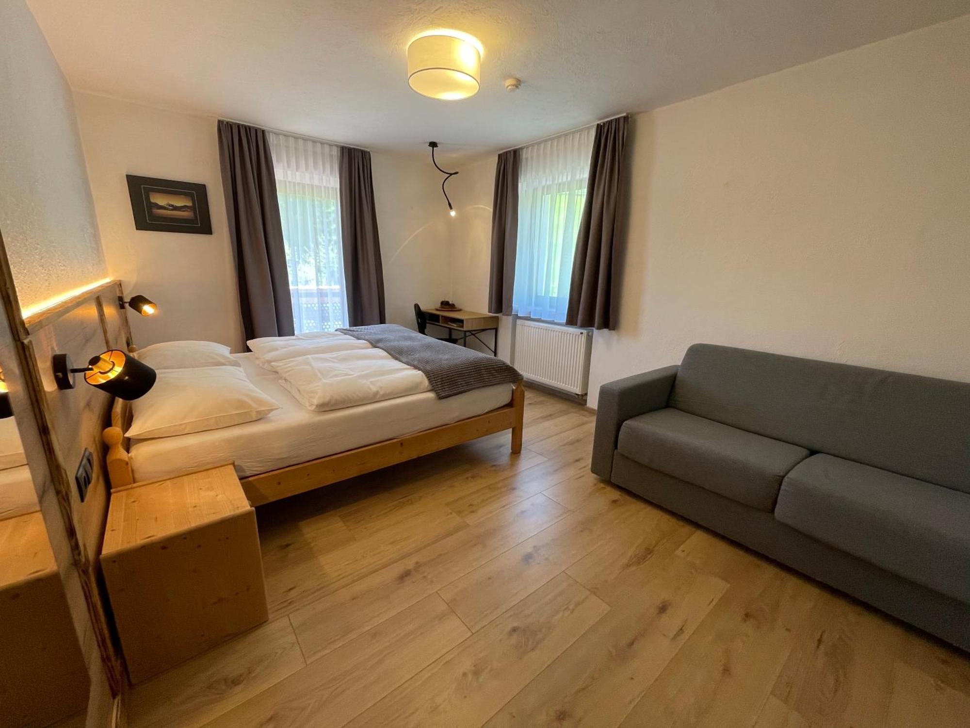 Guesthouse Rungg Бадия Экстерьер фото