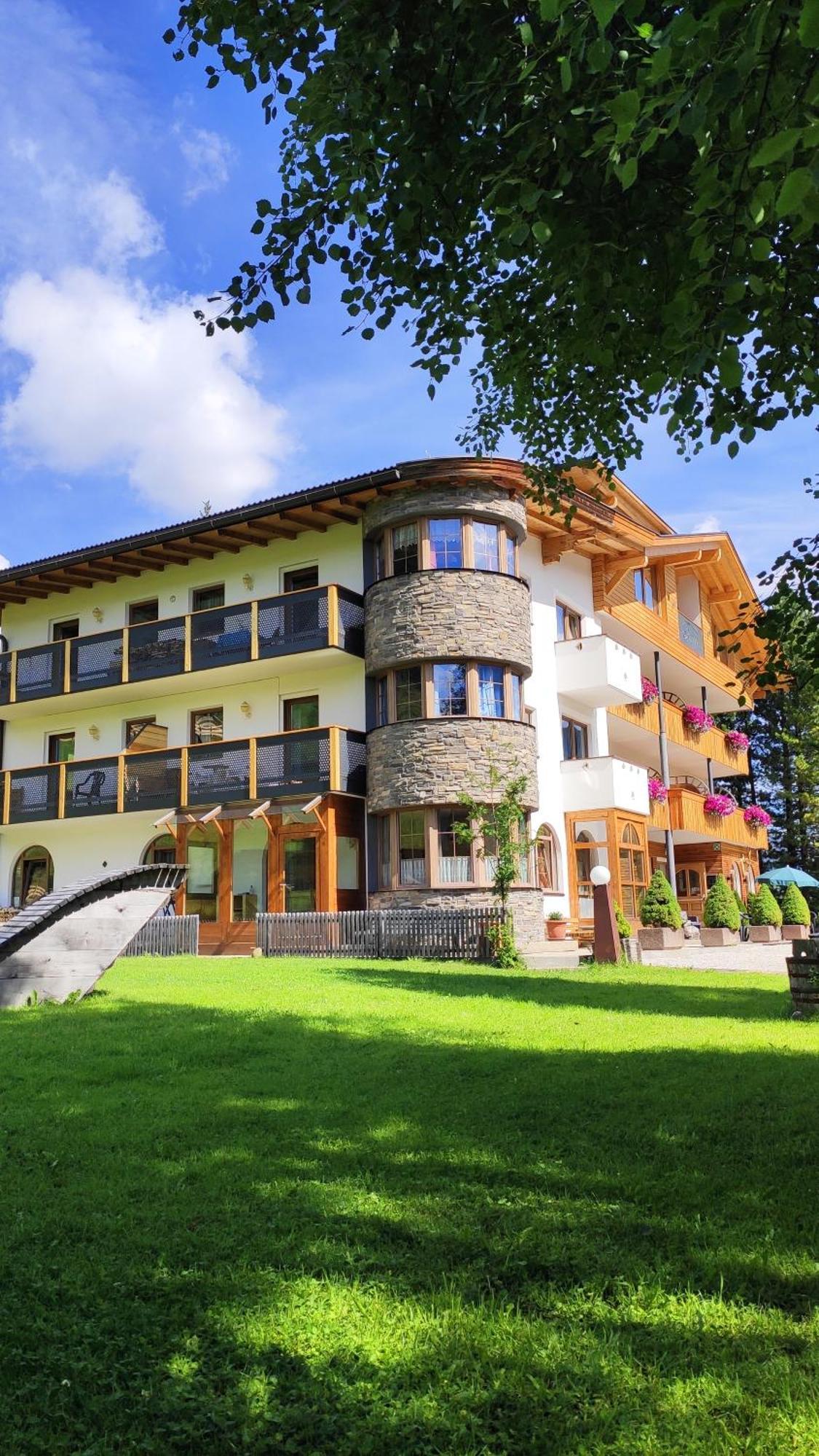 Guesthouse Rungg Бадия Экстерьер фото