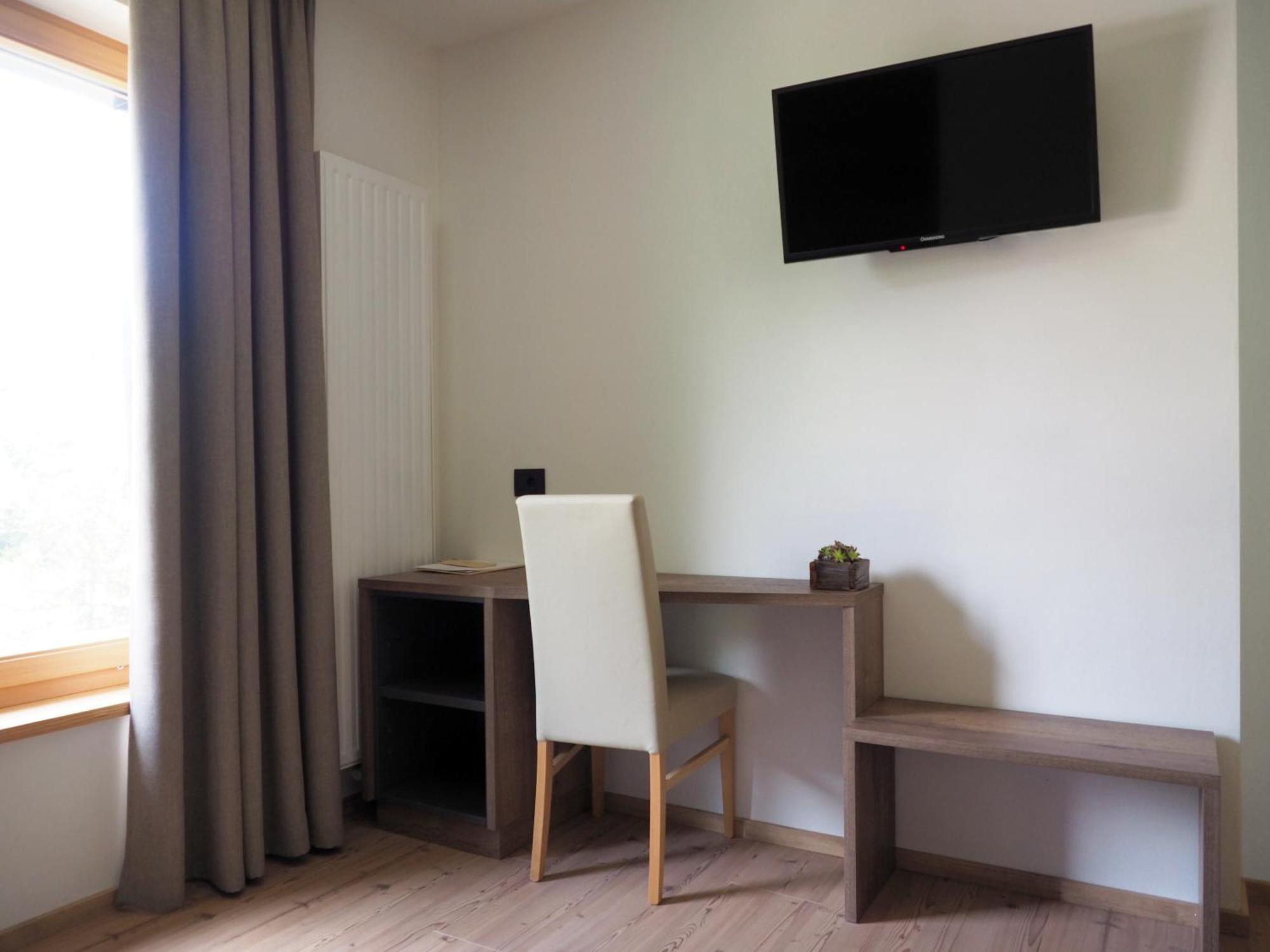 Guesthouse Rungg Бадия Экстерьер фото