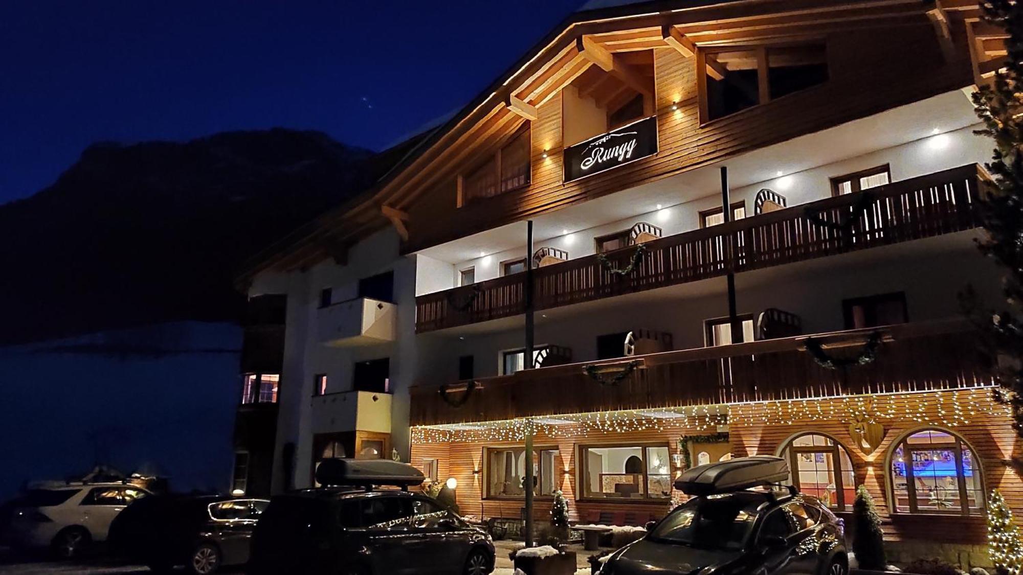 Guesthouse Rungg Бадия Экстерьер фото