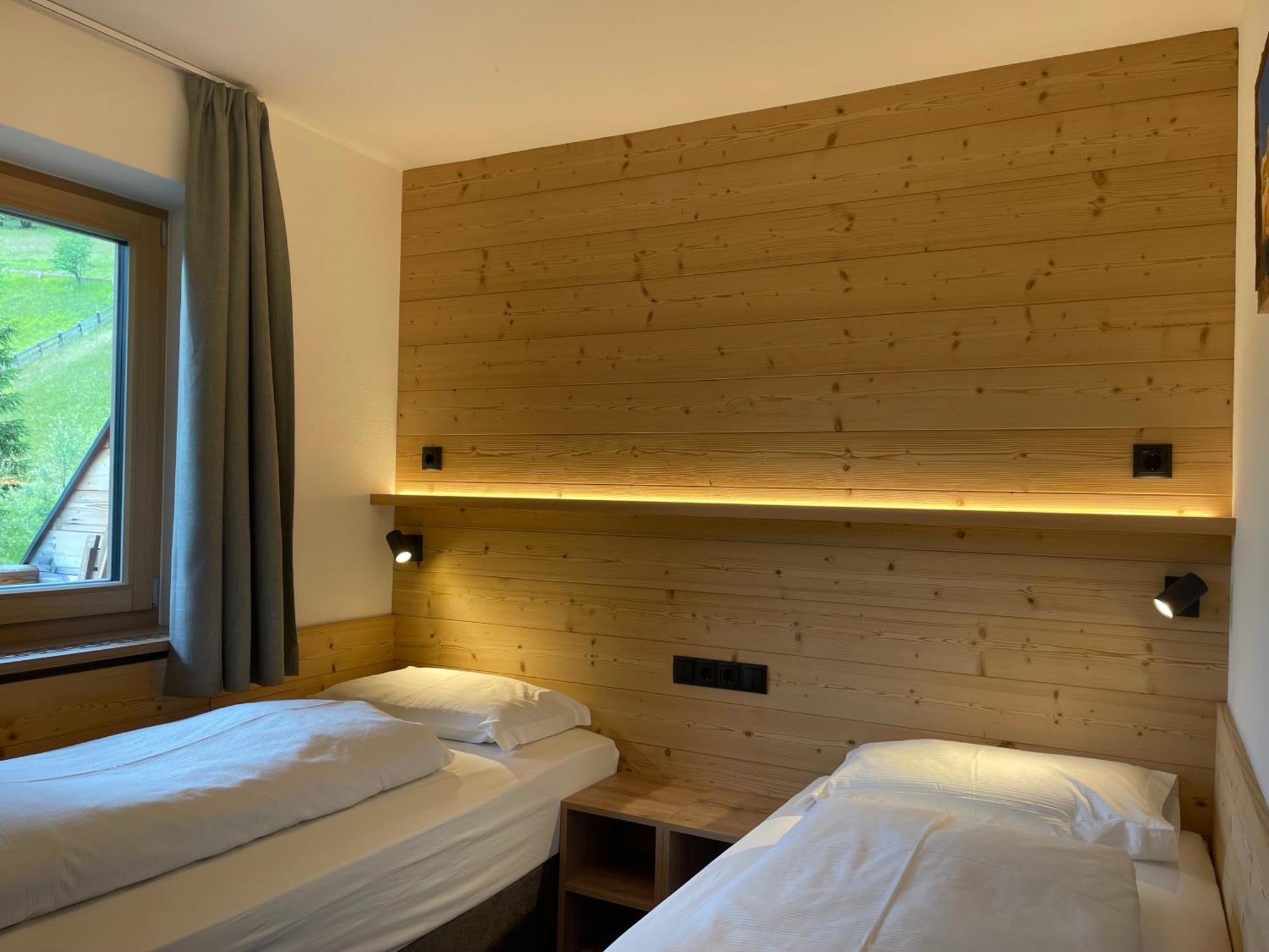 Guesthouse Rungg Бадия Экстерьер фото